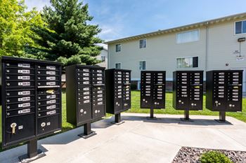 Locker Boxes at 3TEN, Illinois